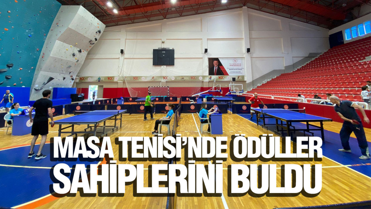 Masa Tenisi’nde Ödüller Sahiplerini Buldu