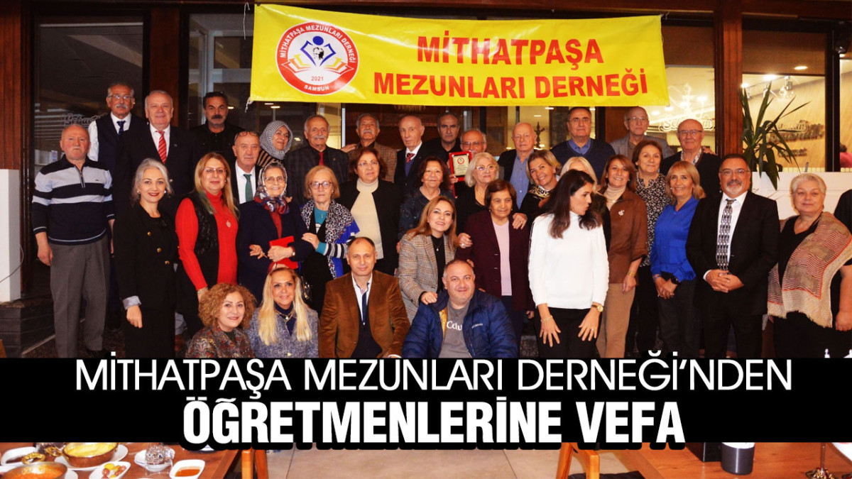 Mithatpaşa Mezunları Derneği’nden Öğretmenlerine Vefa